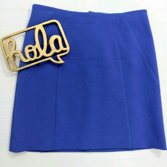 LOFT Dresses & Skirts - LOFT Periwinkle Fitted Skirt with Exposed Back Zip